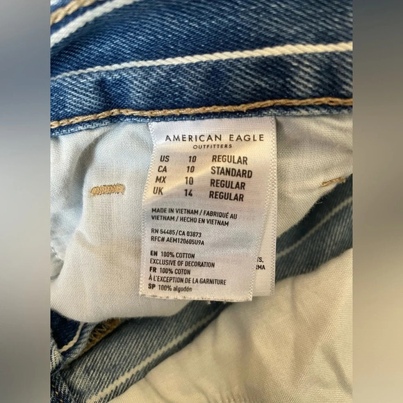American Eagle Pinstripes Medium Wash Mom Jeans - Picture 2 of 3